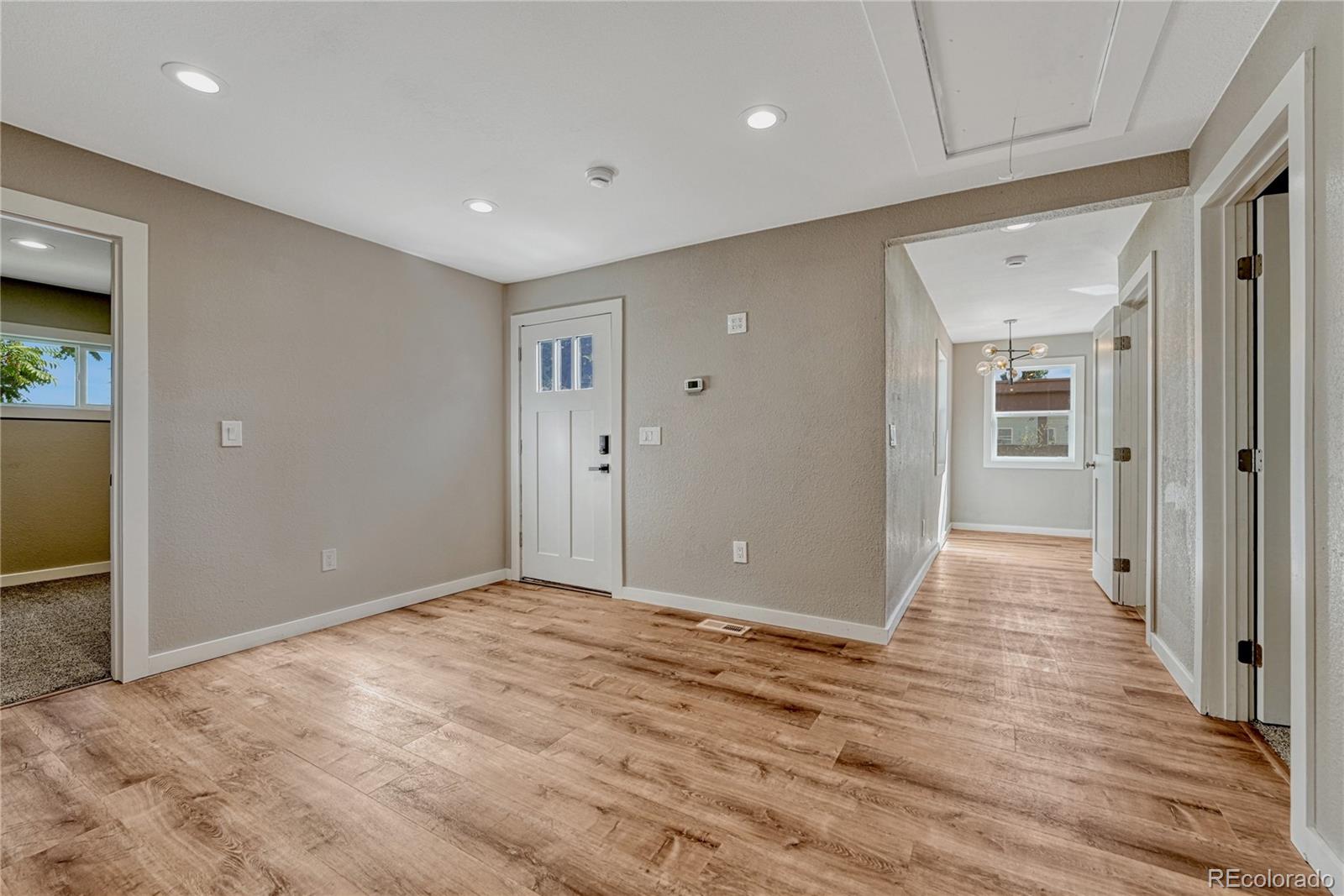 MLS Image #5 for 5081  lincoln street,denver, Colorado