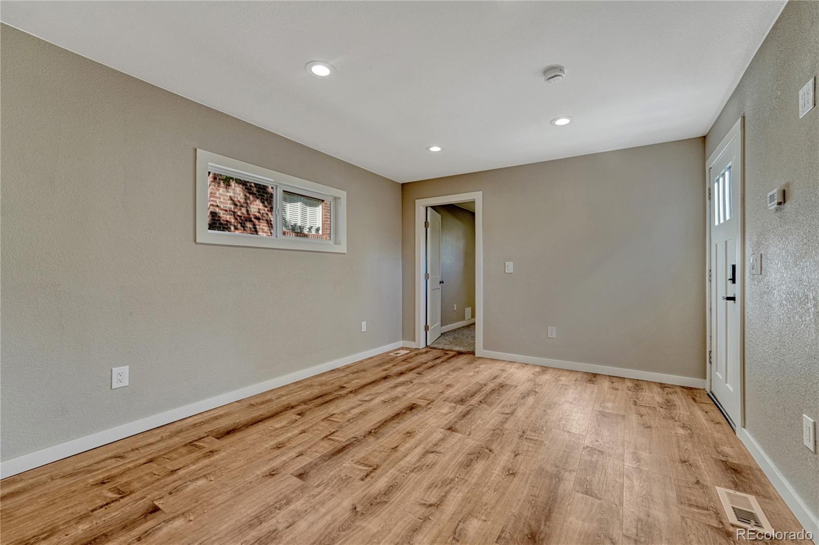 MLS Image #7 for 5081  lincoln street,denver, Colorado