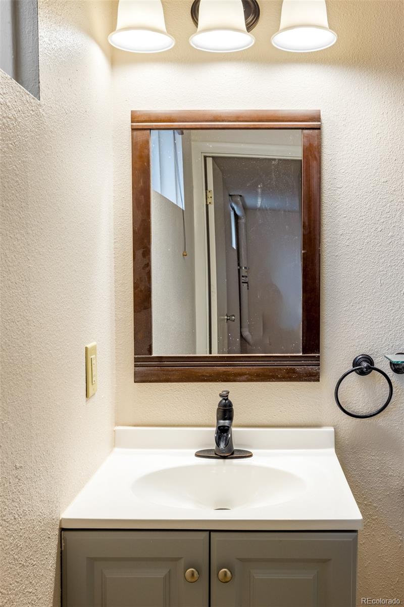 MLS Image #22 for 689 s zinnia court,lakewood, Colorado