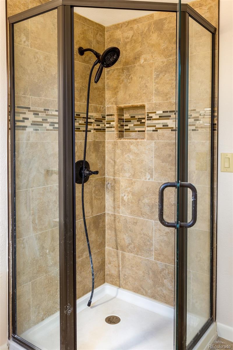 MLS Image #23 for 689 s zinnia court,lakewood, Colorado
