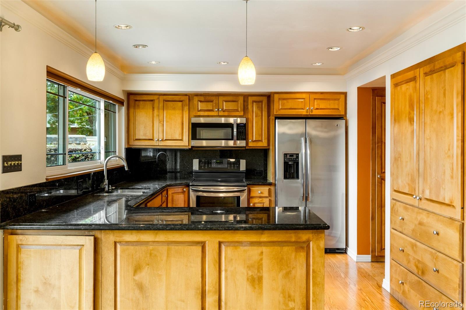 MLS Image #6 for 689 s zinnia court,lakewood, Colorado