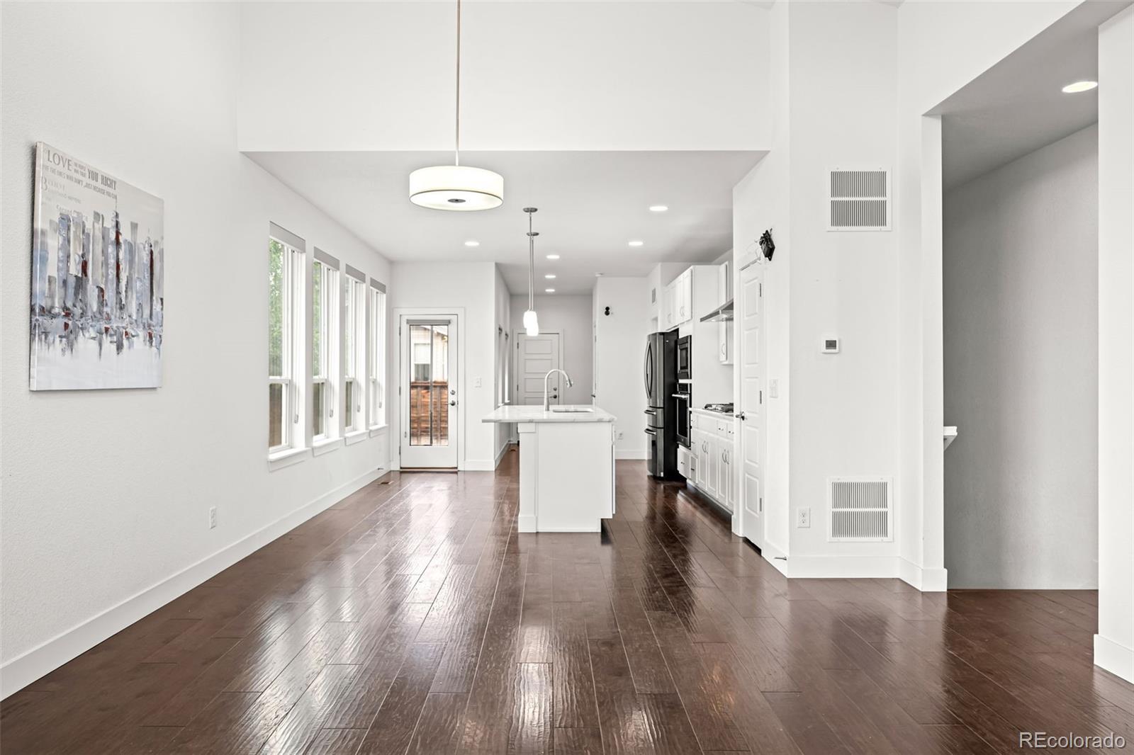 MLS Image #11 for 5820  boston street,denver, Colorado