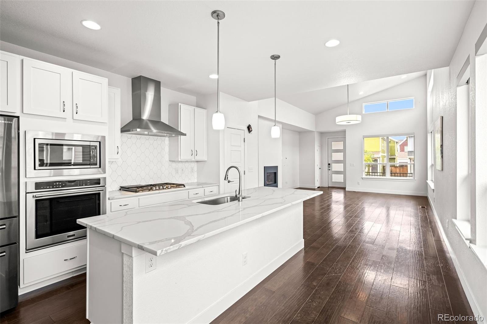 MLS Image #14 for 5820  boston street,denver, Colorado