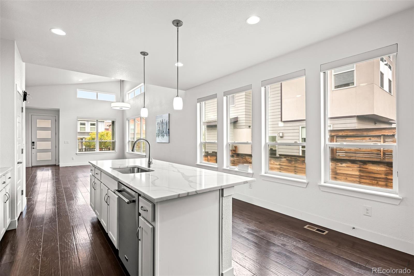 MLS Image #15 for 5820  boston street,denver, Colorado