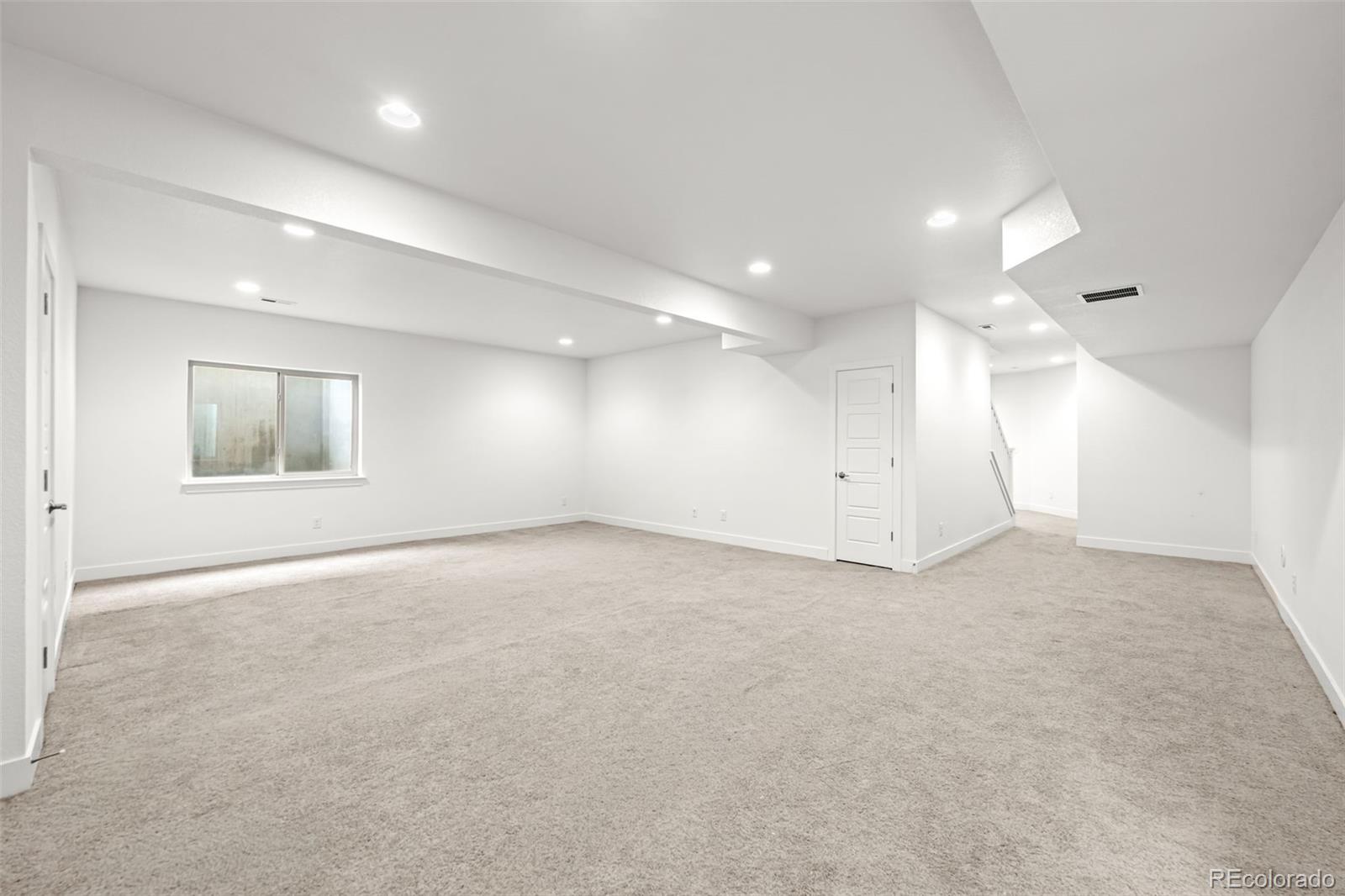 MLS Image #31 for 5820  boston street,denver, Colorado