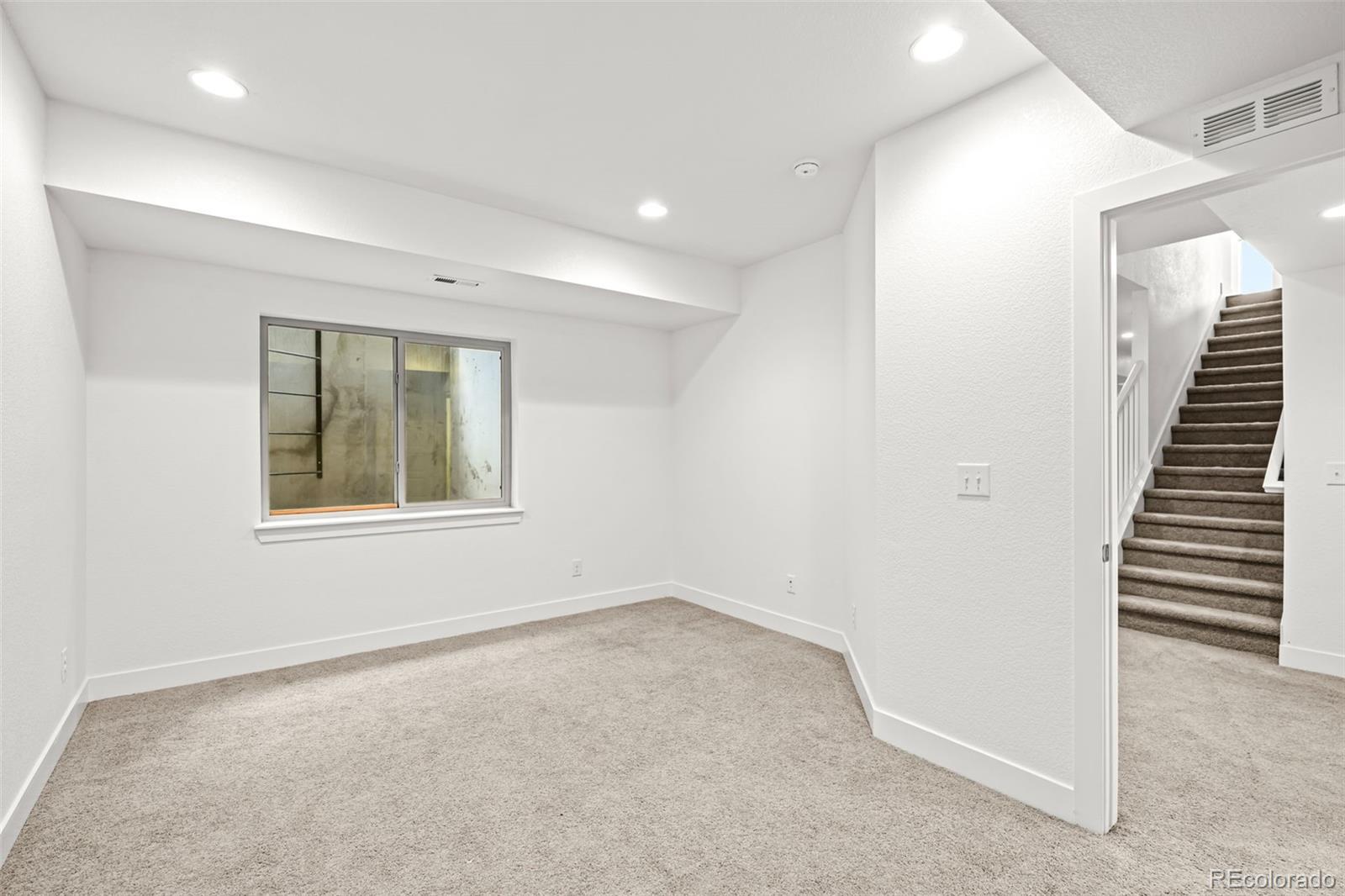MLS Image #32 for 5820  boston street,denver, Colorado