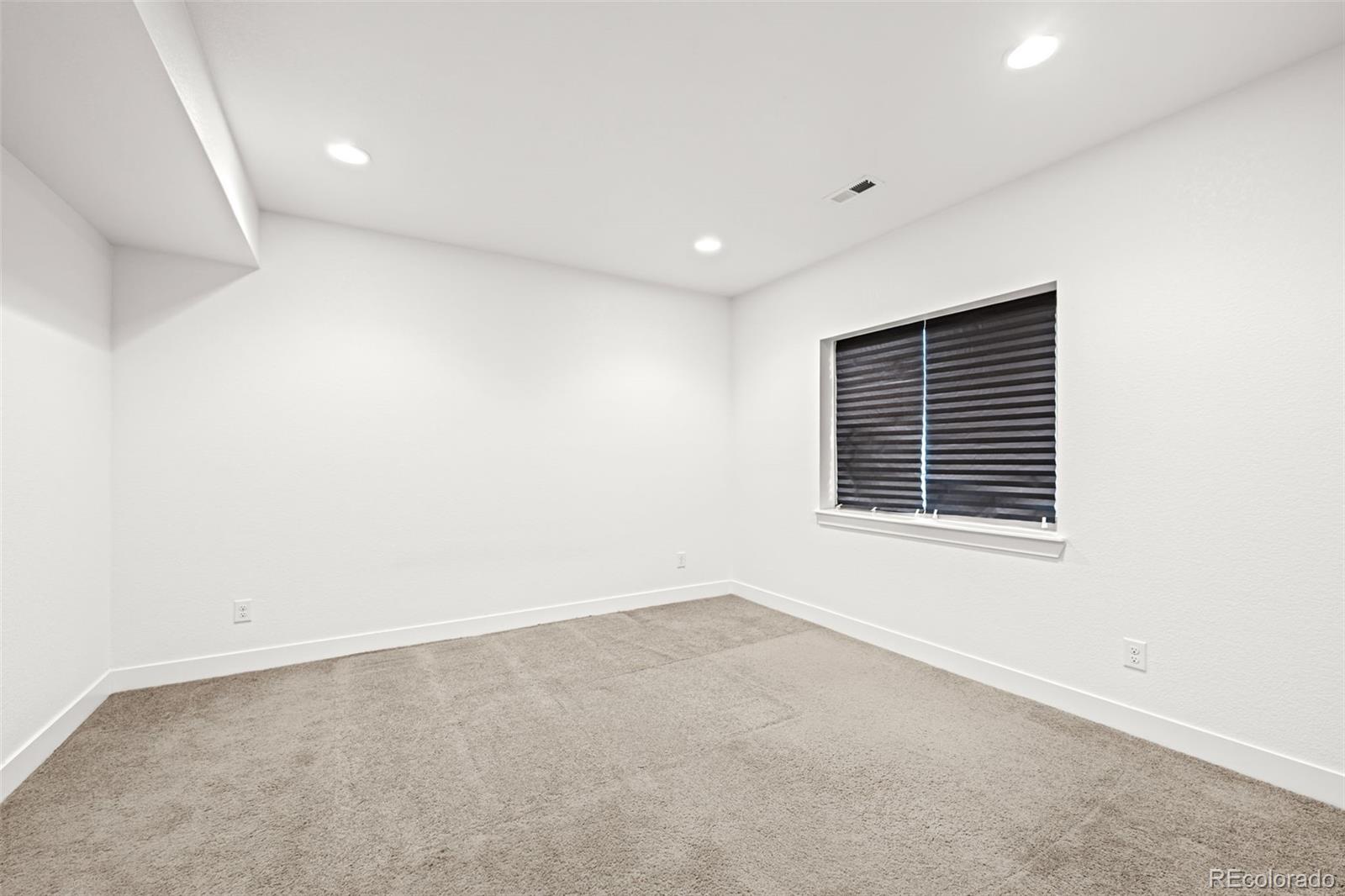 MLS Image #34 for 5820  boston street,denver, Colorado