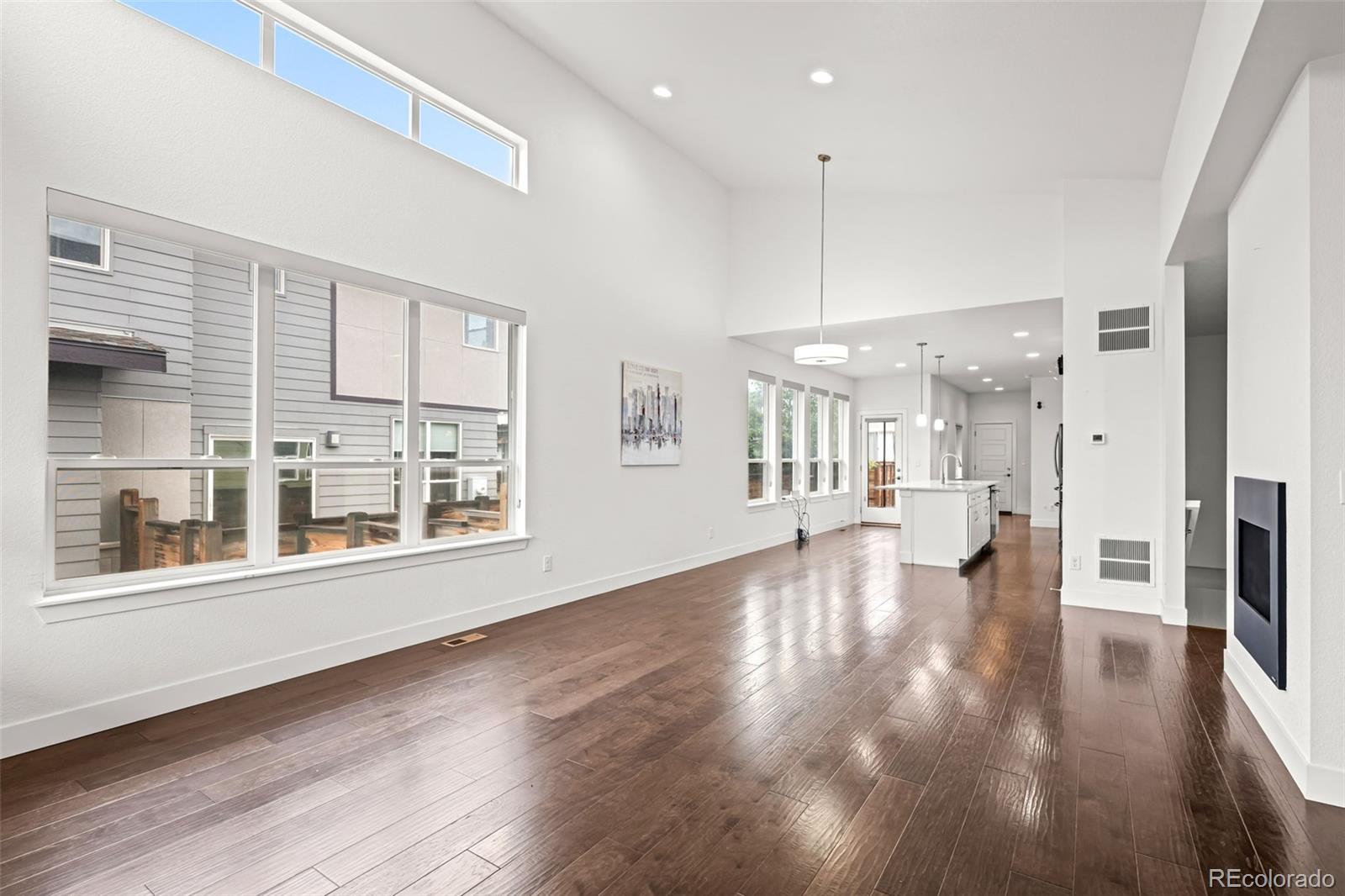 MLS Image #6 for 5820  boston street,denver, Colorado