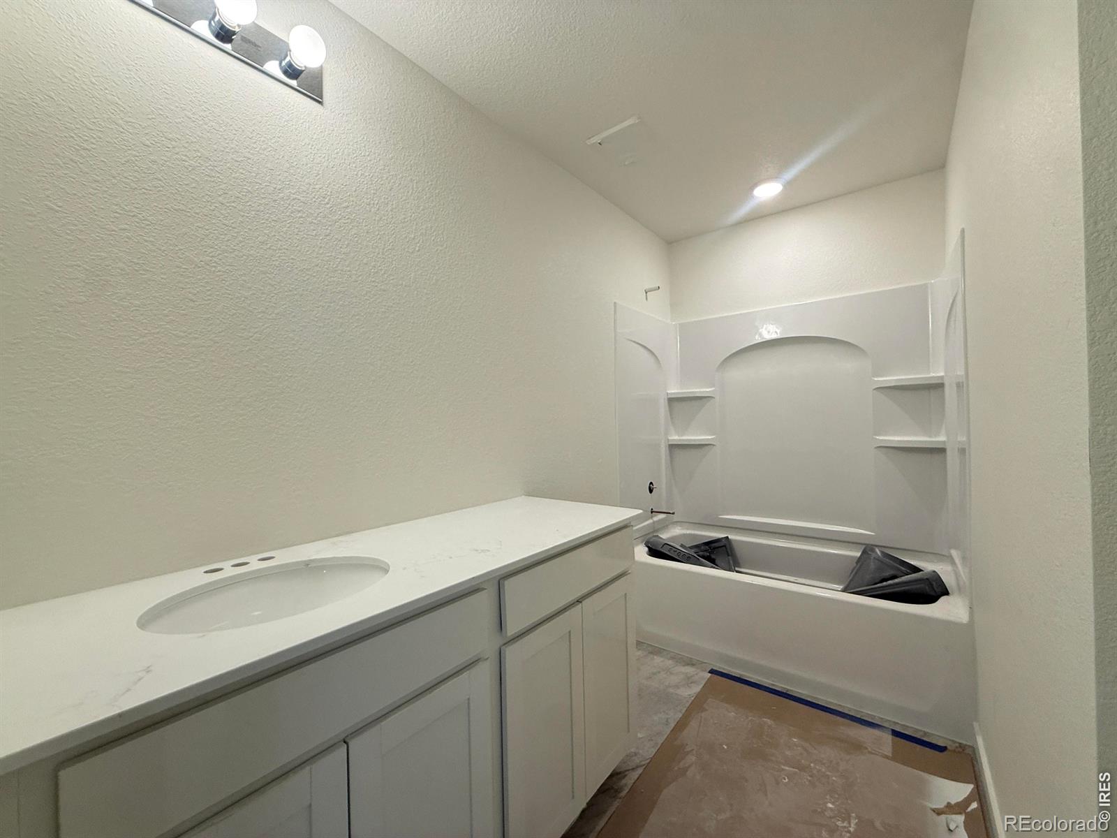 MLS Image #11 for 791  longhorn street,johnstown, Colorado