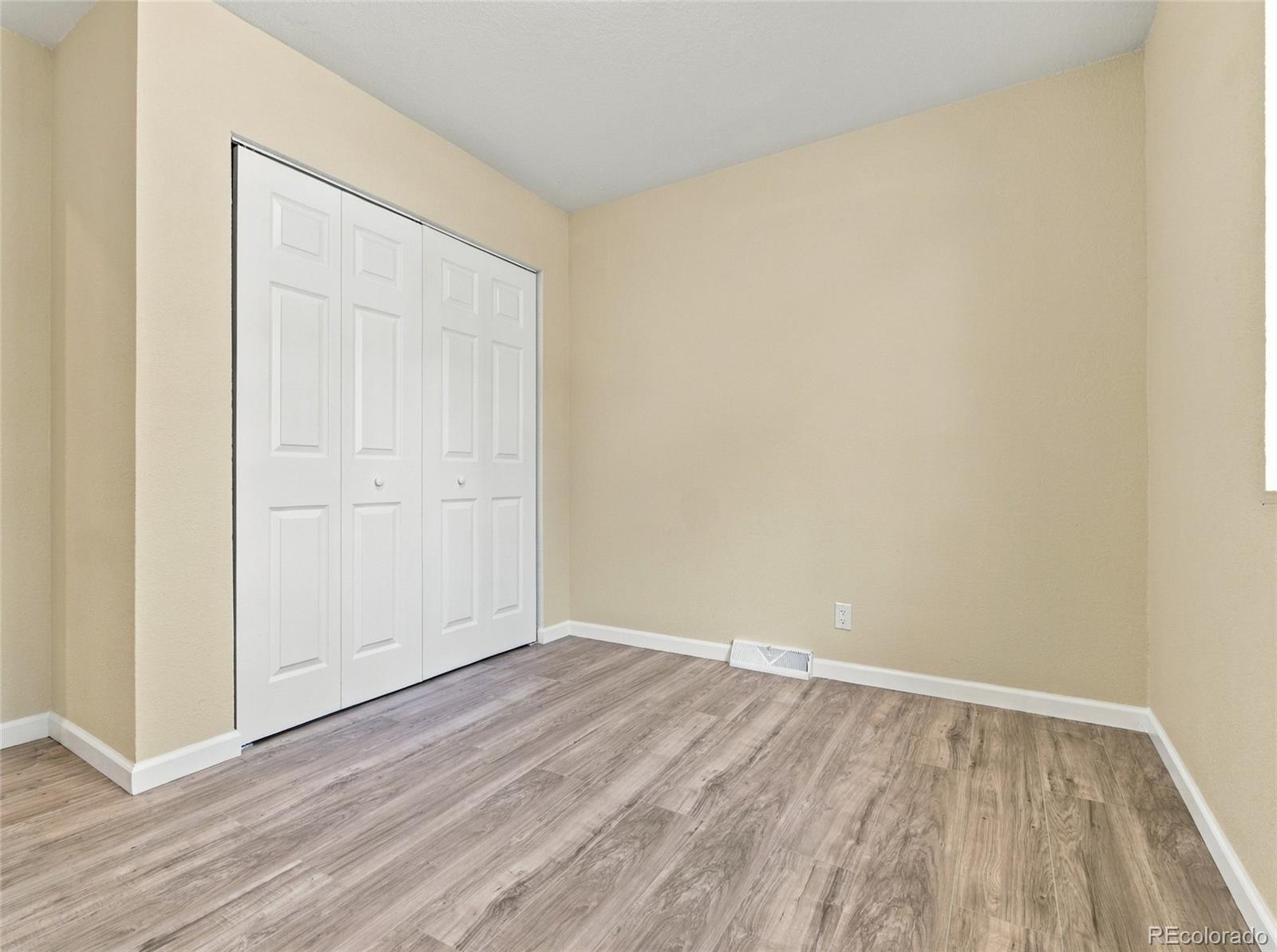 MLS Image #12 for 1221  norfolk street,aurora, Colorado