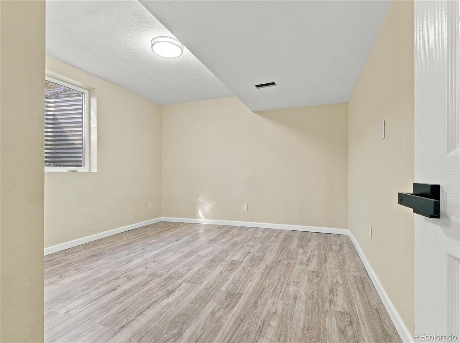 MLS Image #21 for 1221  norfolk street,aurora, Colorado