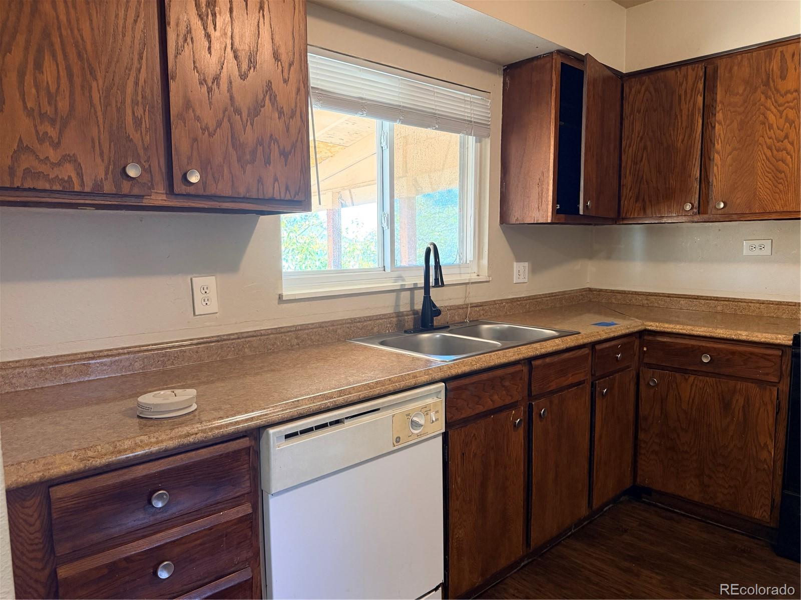 MLS Image #15 for 2052 s salida street,aurora, Colorado