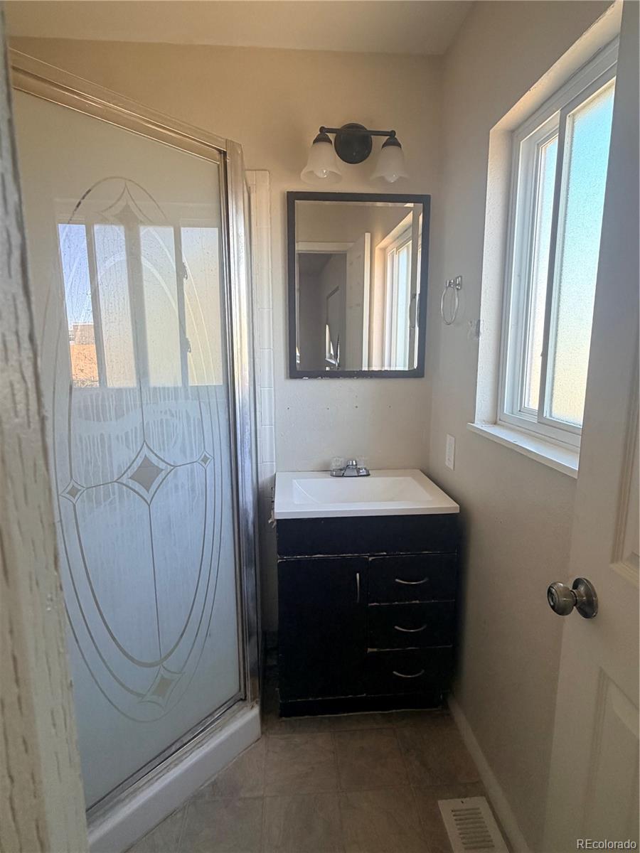 MLS Image #39 for 2052 s salida street,aurora, Colorado