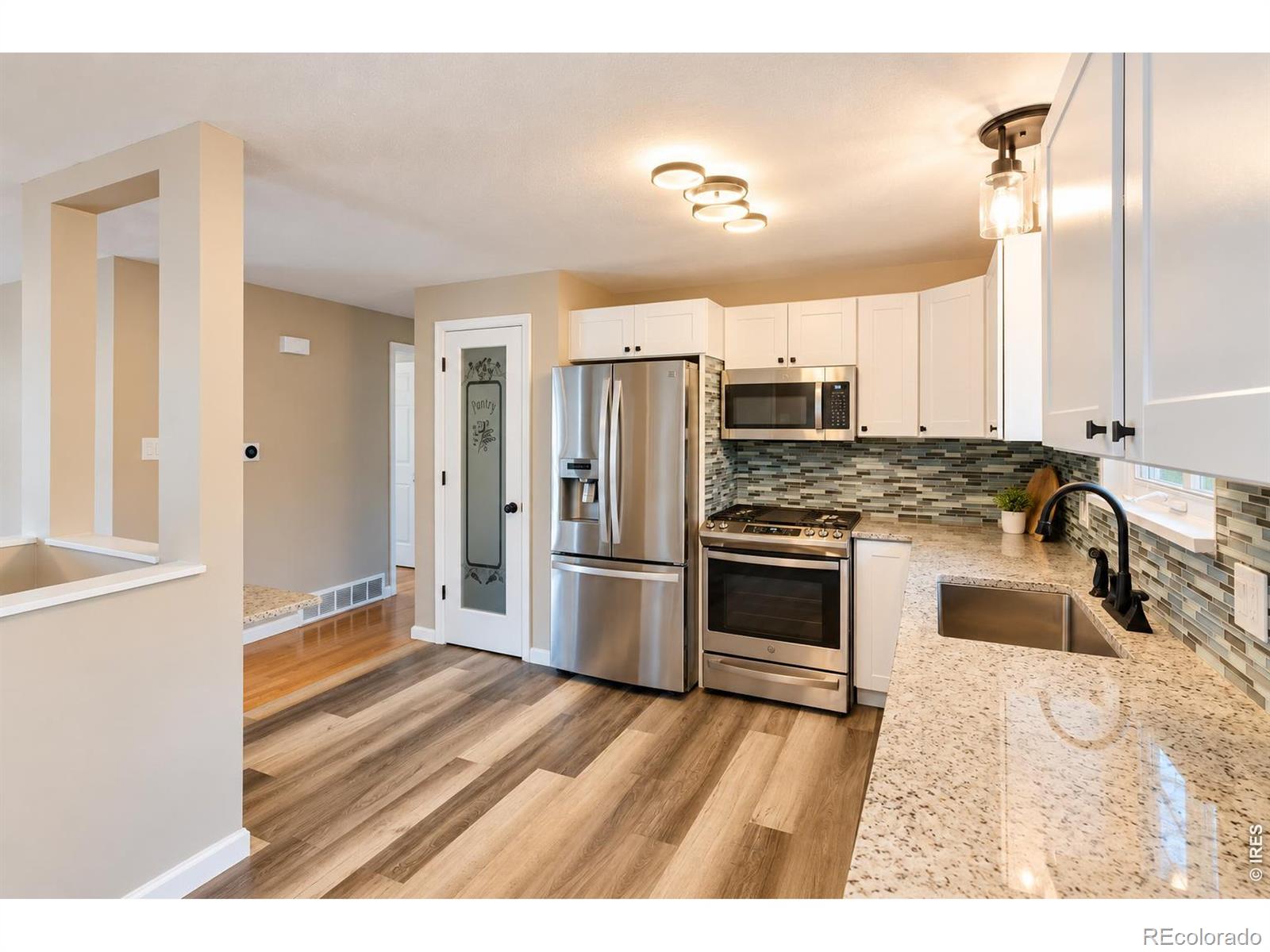 MLS Image #5 for 1431 s magnolia way,denver, Colorado
