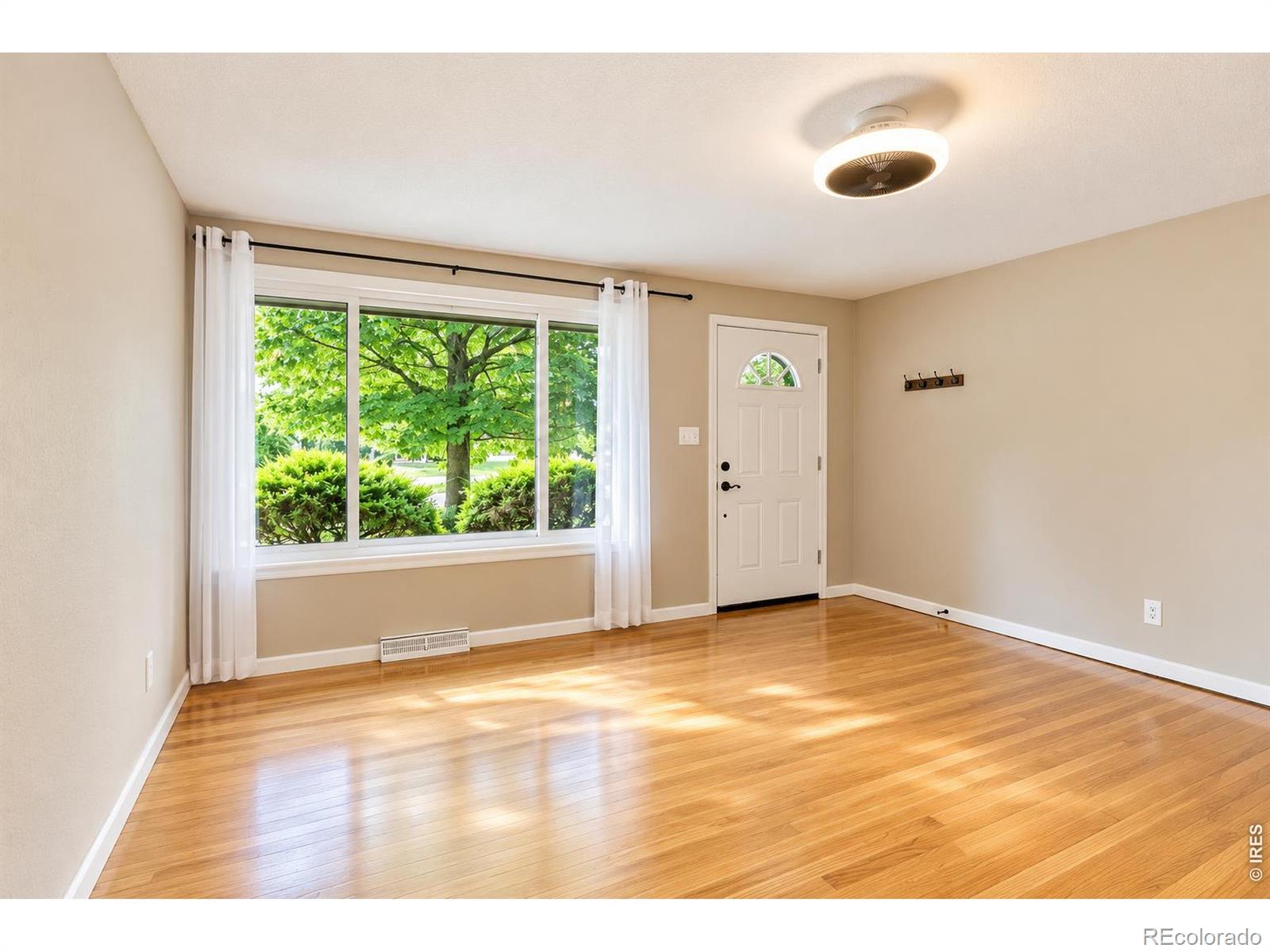 MLS Image #8 for 1431 s magnolia way,denver, Colorado