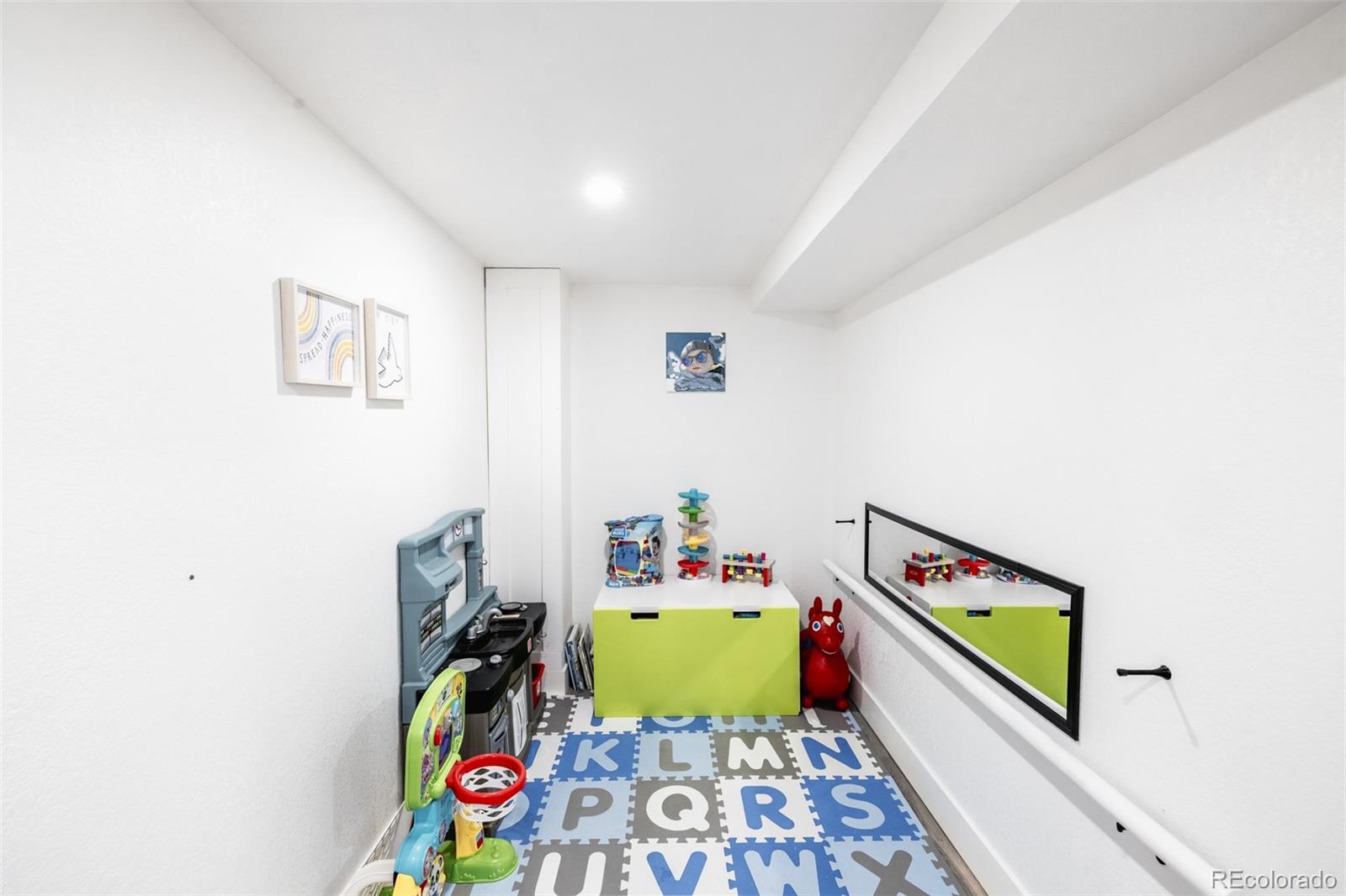 MLS Image #22 for 439 e panama drive,centennial, Colorado