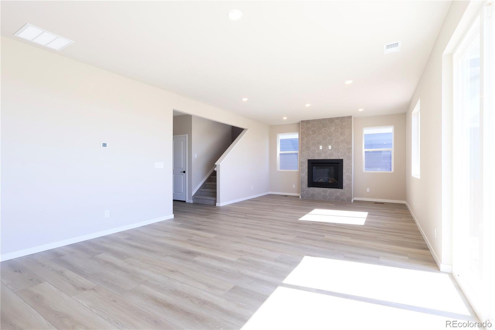 MLS Image #13 for 46422  heritage avenue,bennett, Colorado