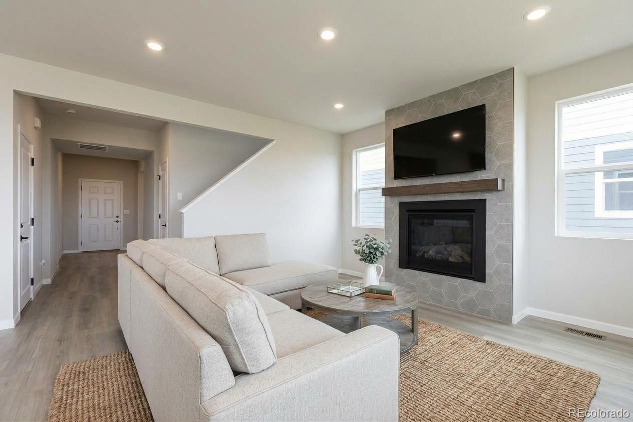 MLS Image #3 for 46422  heritage avenue,bennett, Colorado