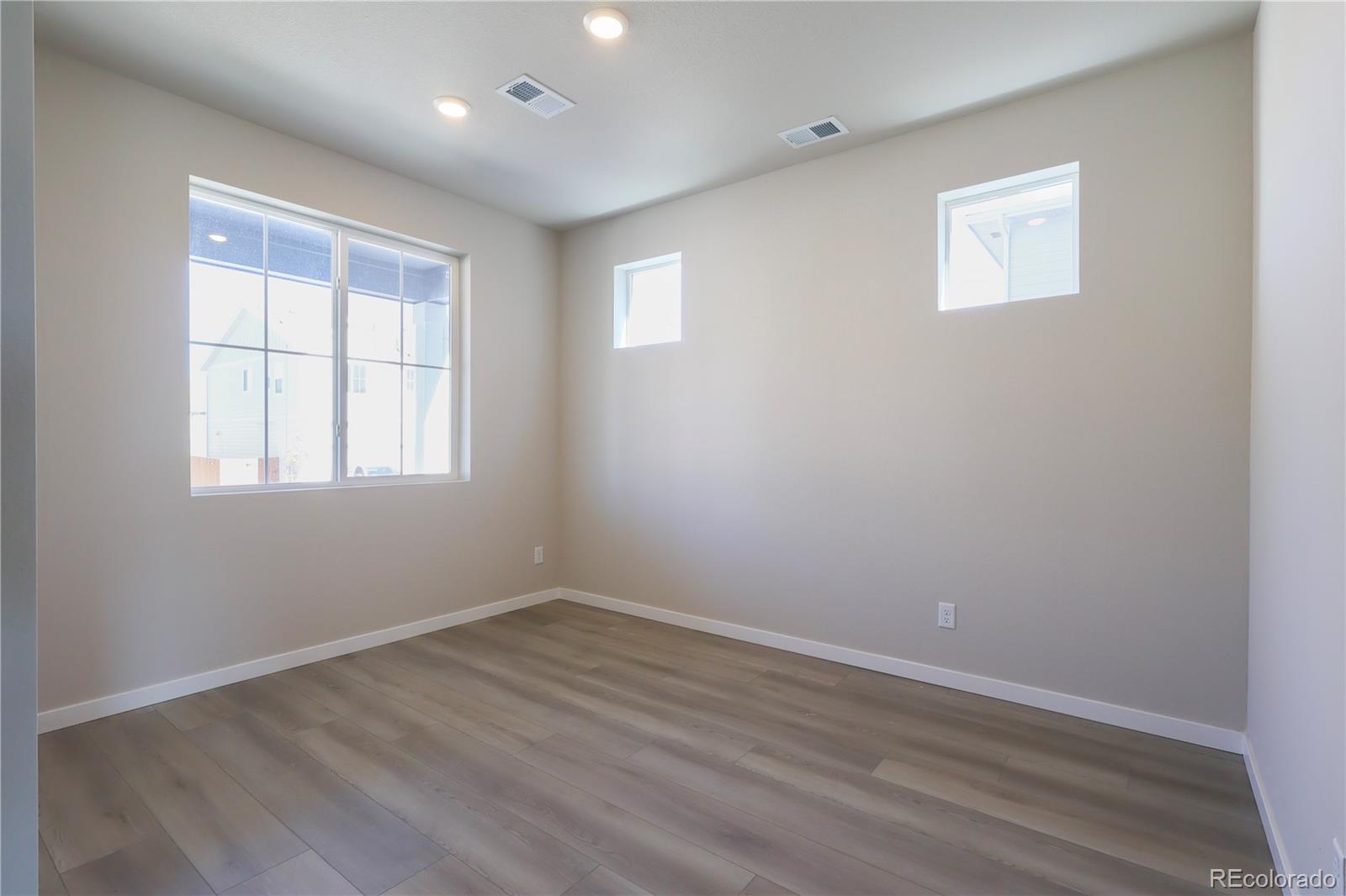 MLS Image #5 for 46422  heritage avenue,bennett, Colorado
