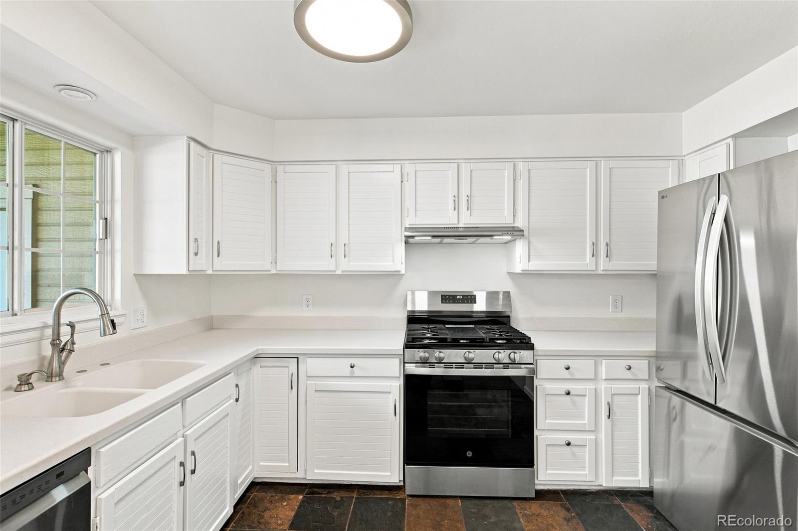 MLS Image #22 for 473  pheasant run,louisville, Colorado