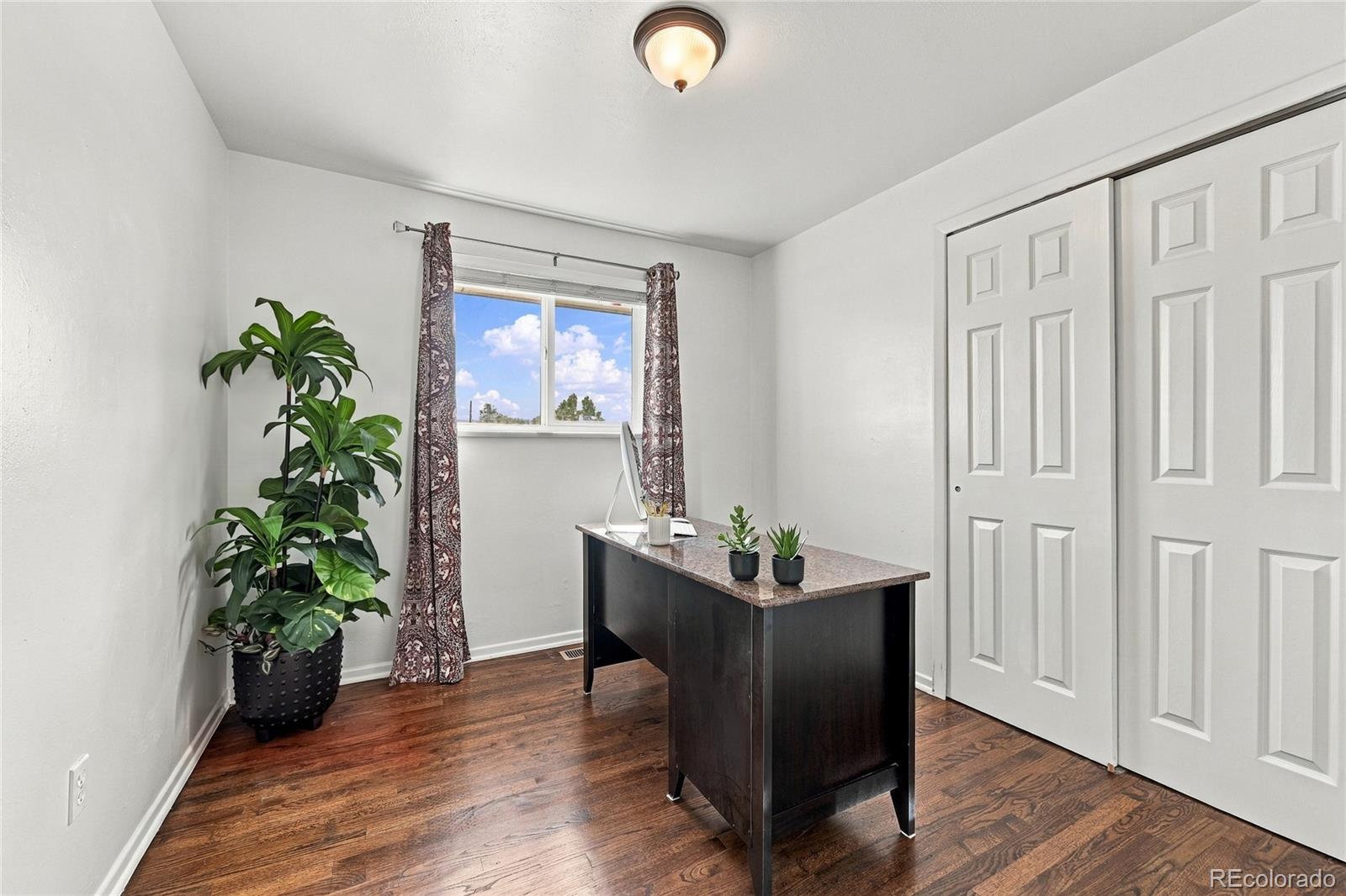 MLS Image #13 for 1309  douglas drive,denver, Colorado