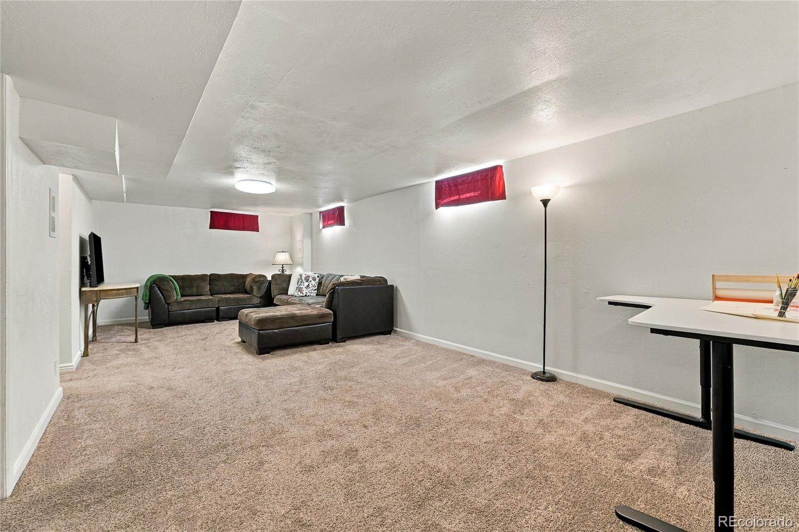 MLS Image #16 for 1309  douglas drive,denver, Colorado