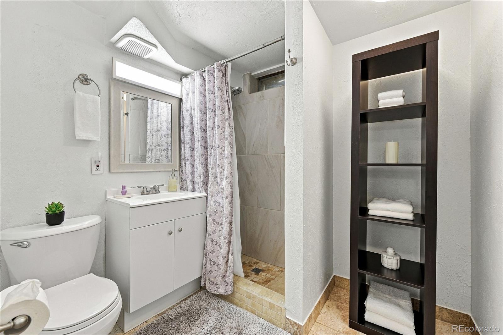 MLS Image #18 for 1309  douglas drive,denver, Colorado