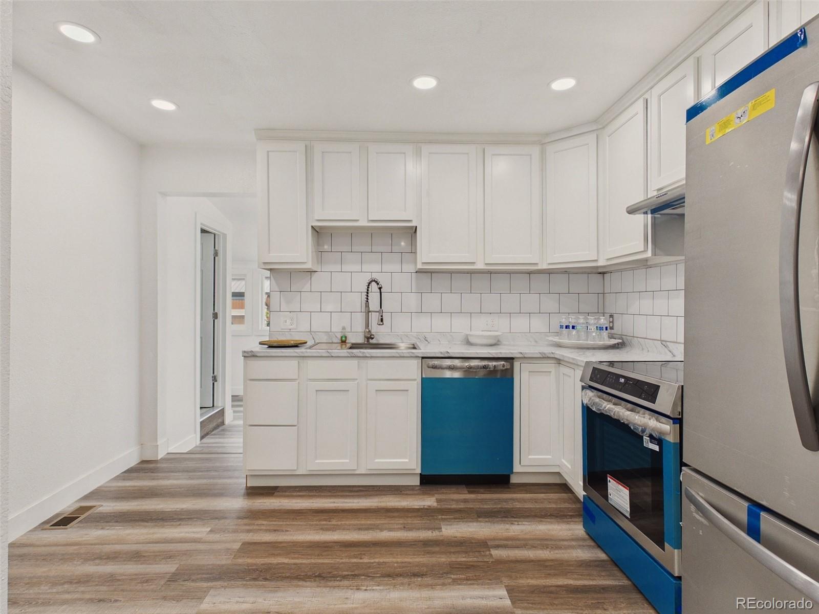 MLS Image #11 for 1957  joliet street,aurora, Colorado