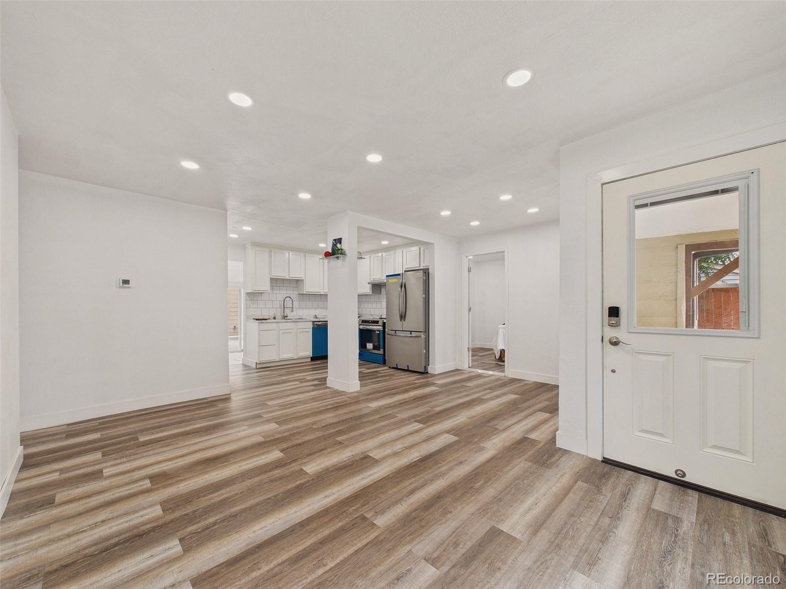 MLS Image #2 for 1957  joliet street,aurora, Colorado