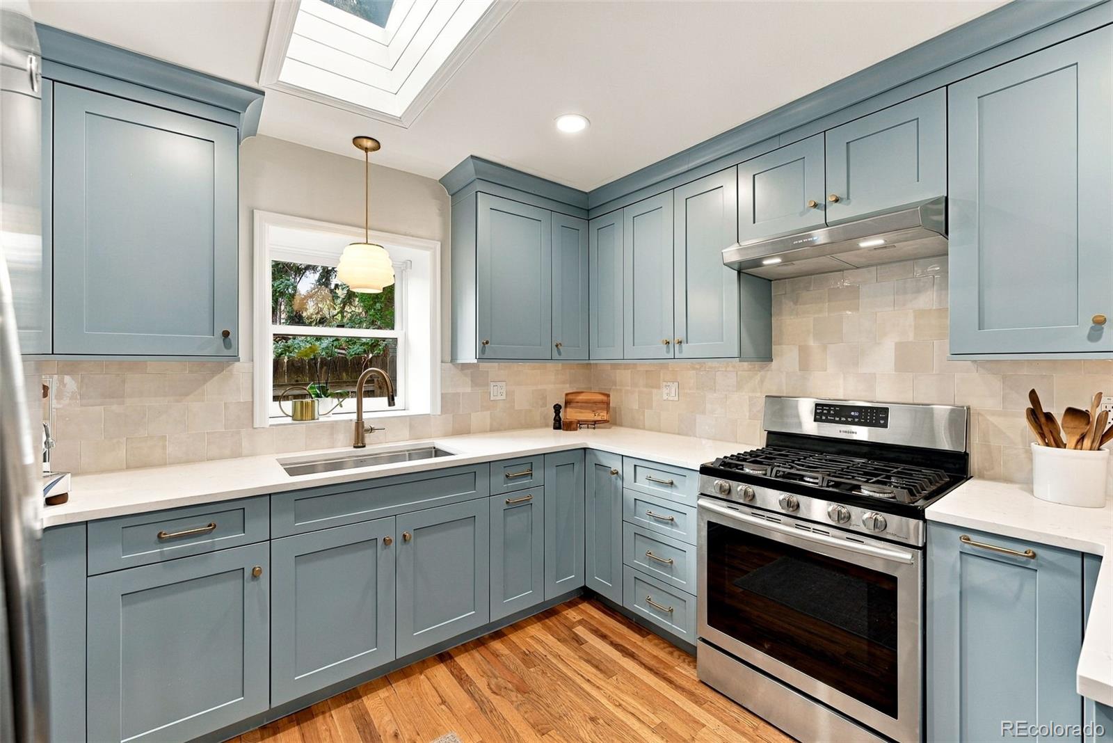 MLS Image #13 for 2695 s race street,denver, Colorado