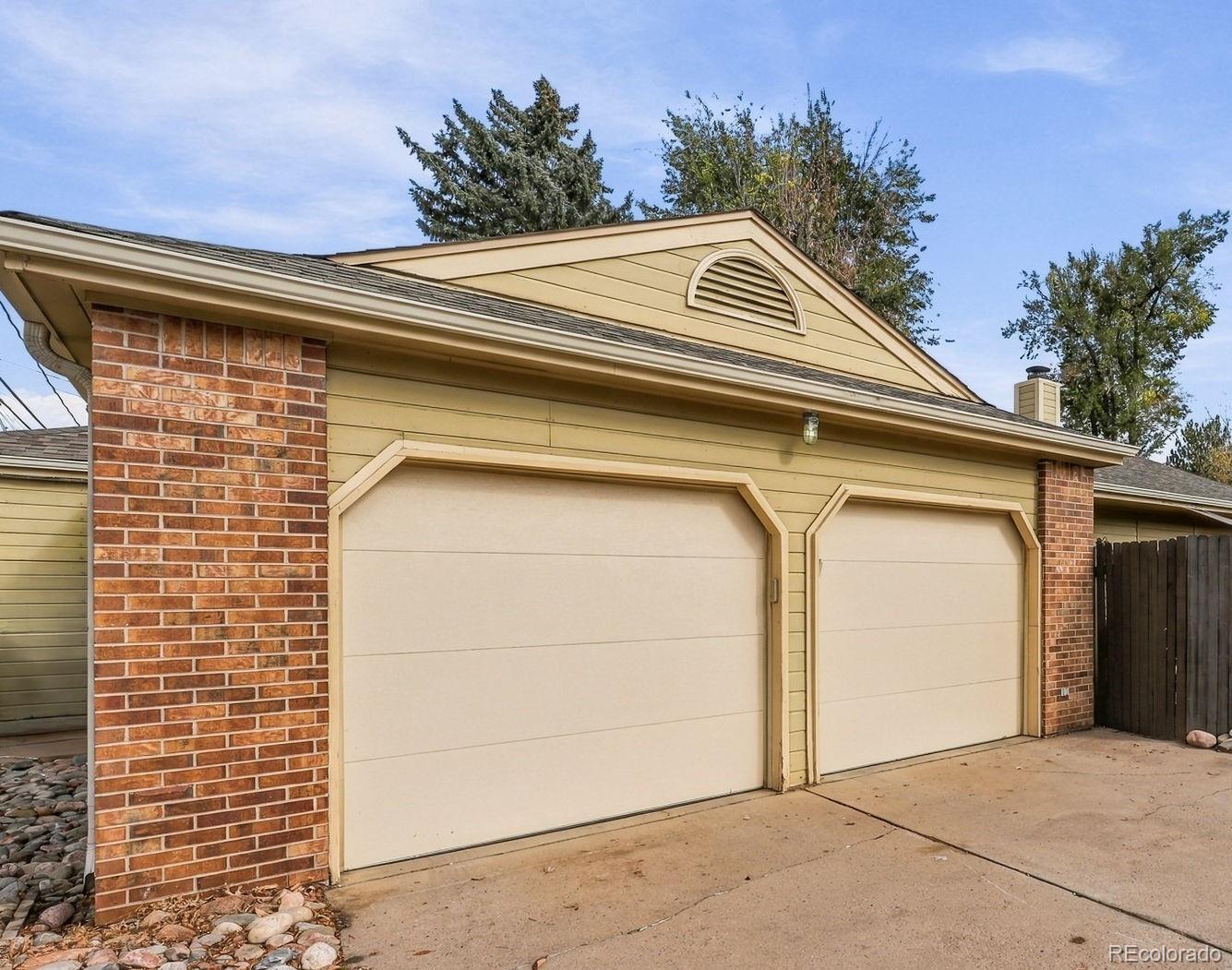 MLS Image #25 for 2695 s race street,denver, Colorado