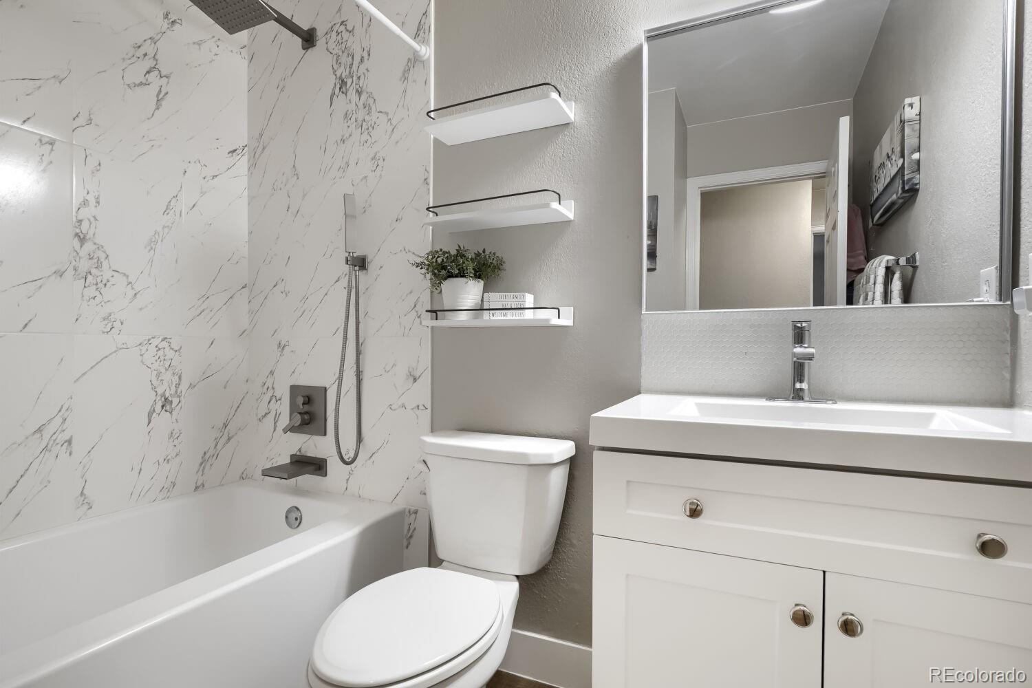 MLS Image #18 for 3670 s zeno way,aurora, Colorado