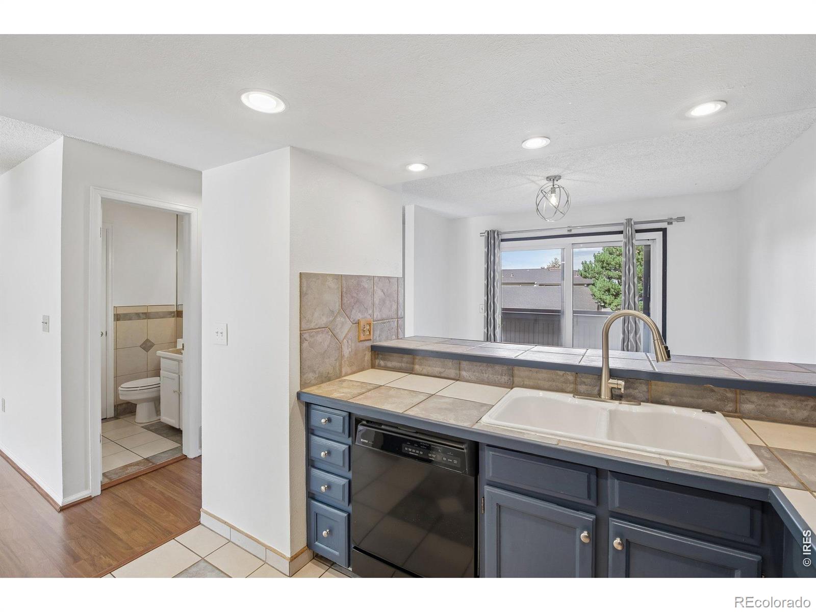 MLS Image #4 for 96 s holman way ,golden, Colorado
