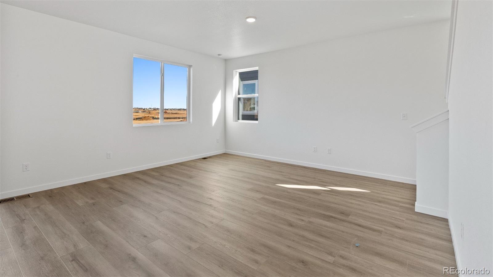 MLS Image #7 for 1404  boyle street,windsor, Colorado