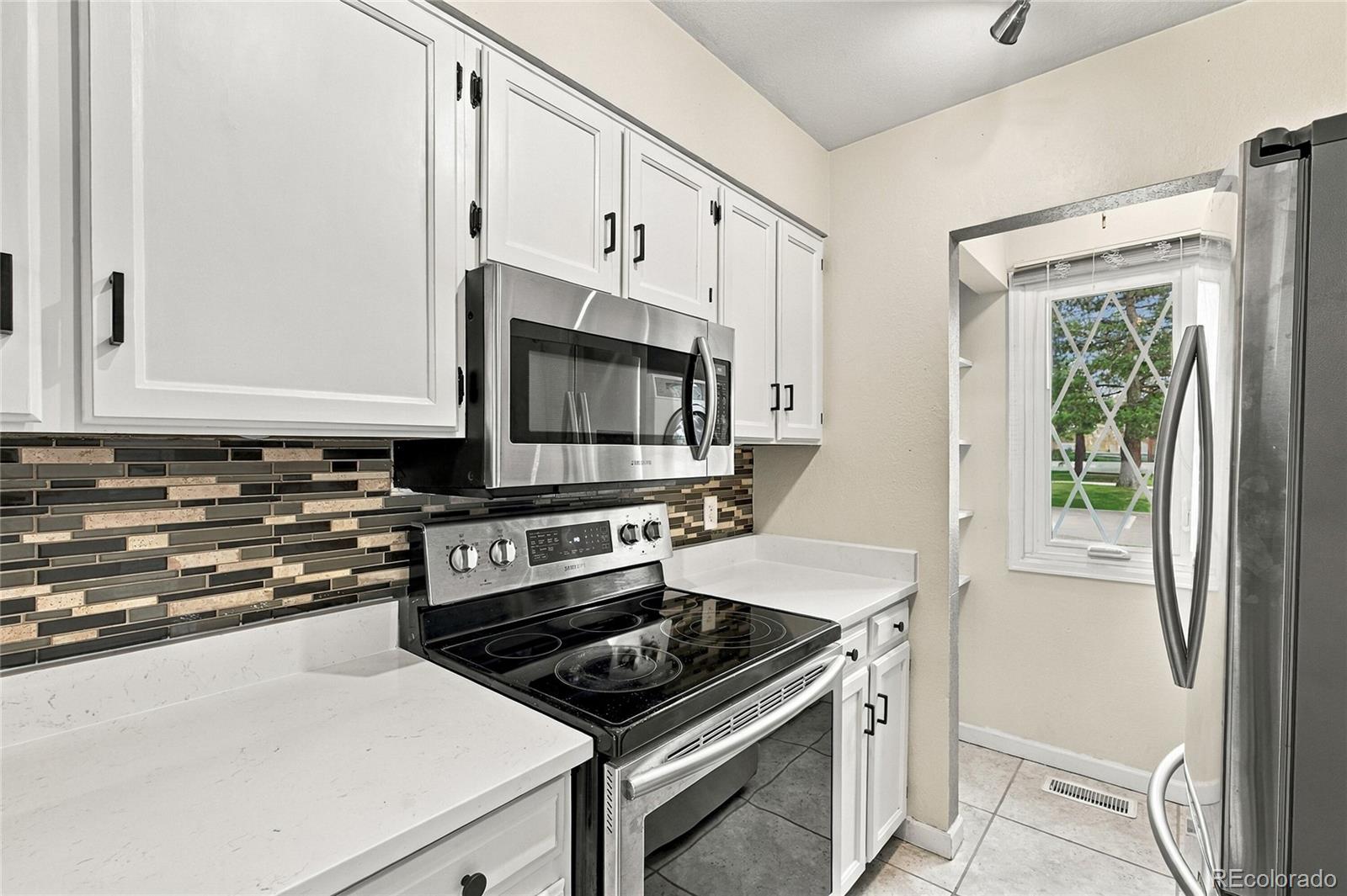 MLS Image #11 for 9486 w ontario drive,littleton, Colorado