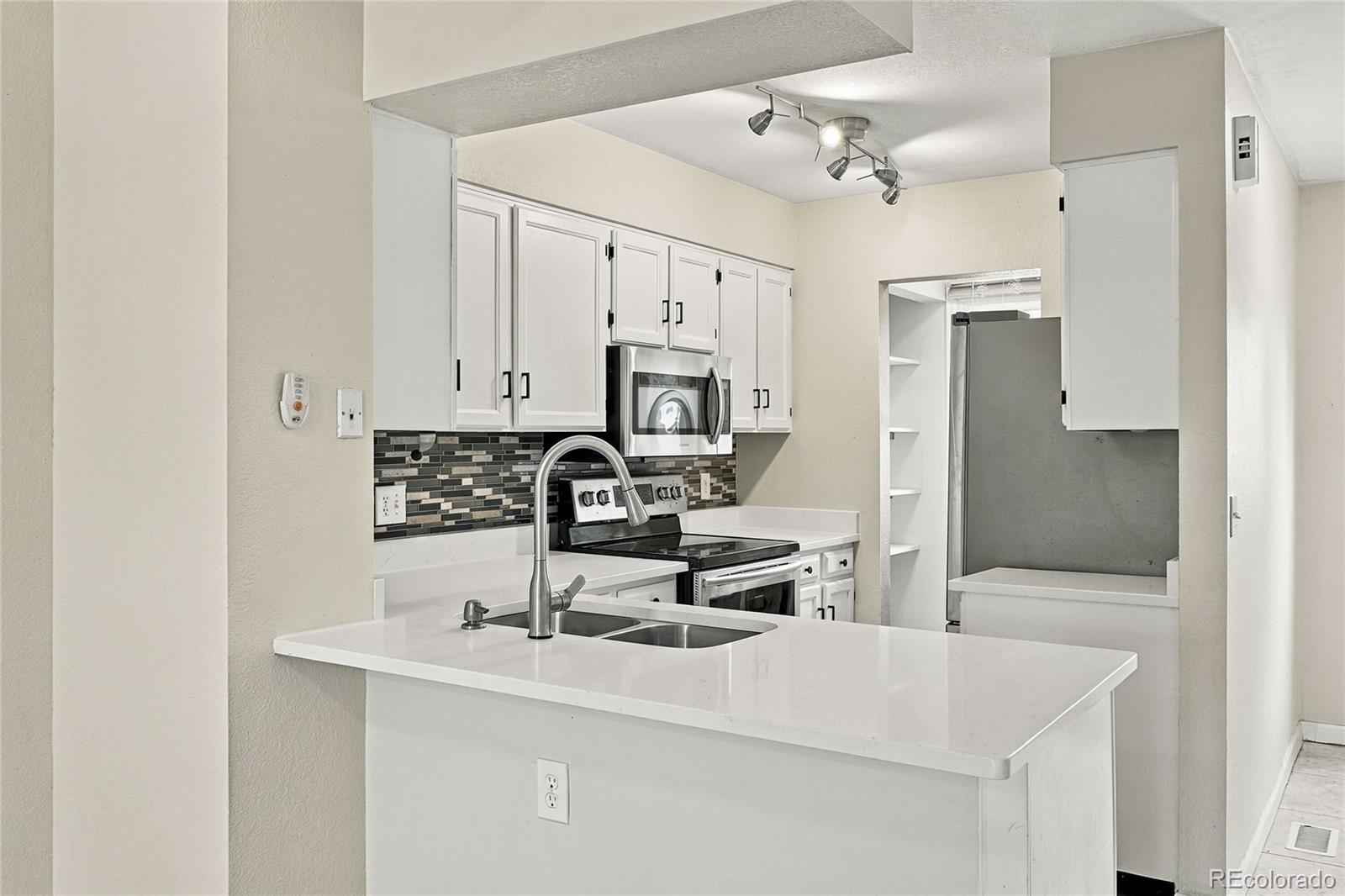 MLS Image #20 for 9486 w ontario drive,littleton, Colorado