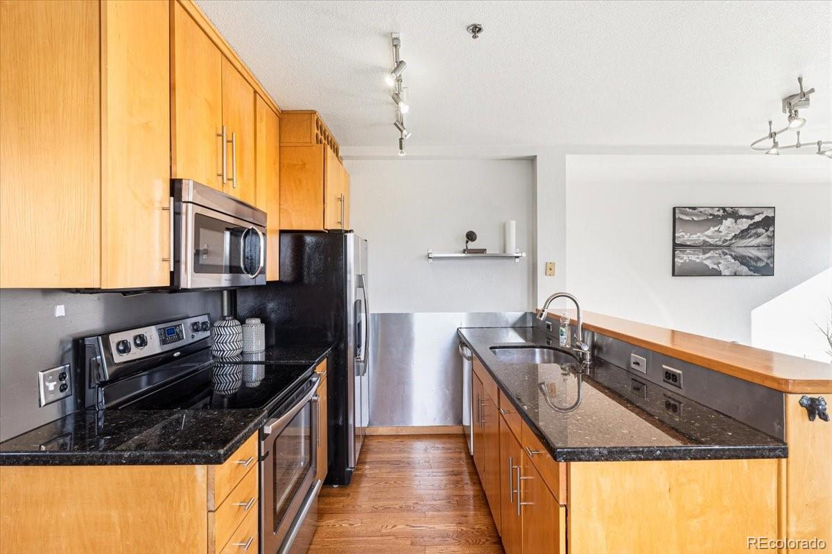 MLS Image #7 for 3249 w fairview place,denver, Colorado
