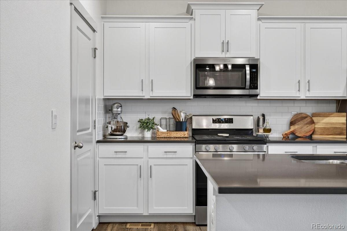 MLS Image #10 for 14706  bonsmara drive,mead, Colorado