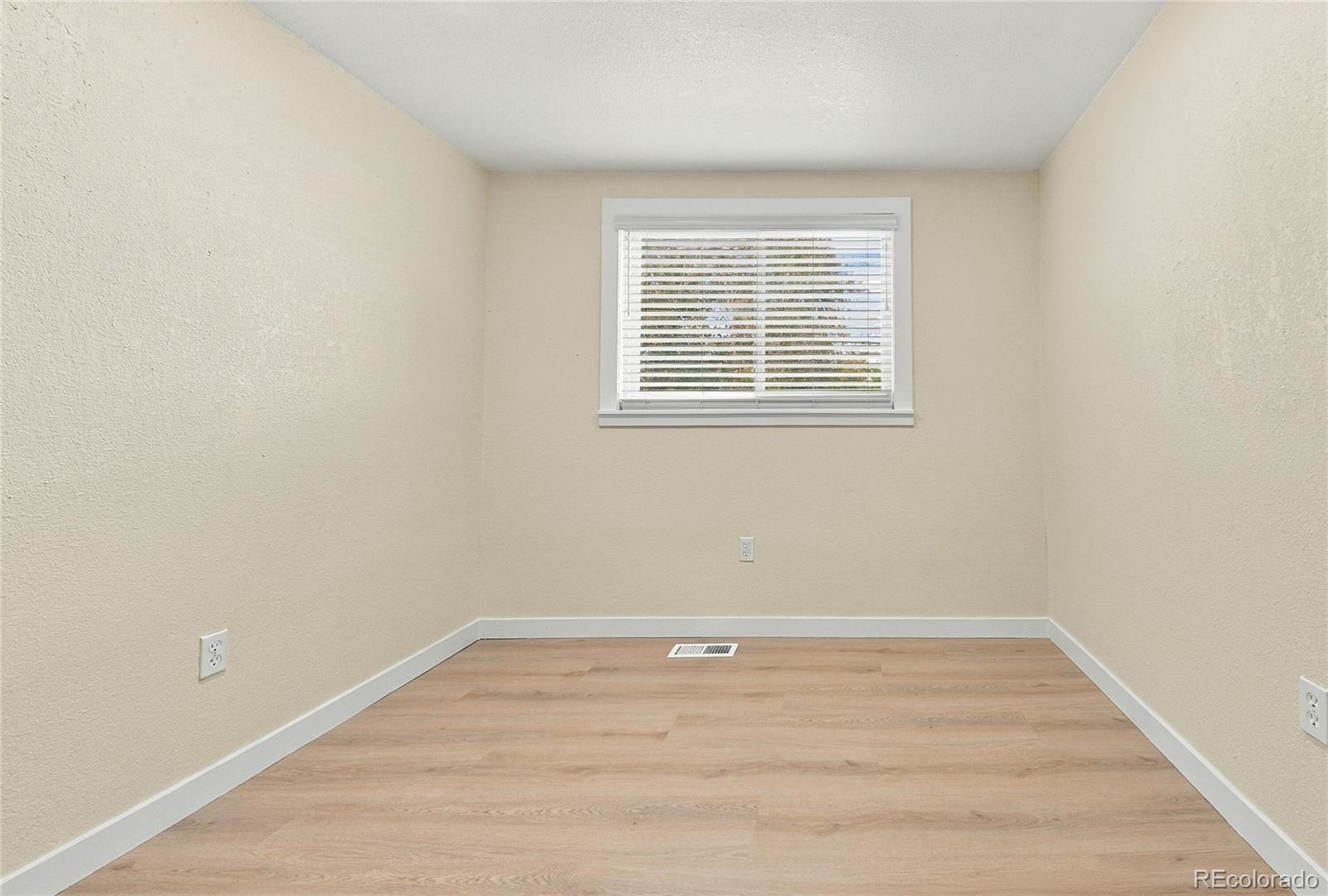 MLS Image #13 for 6861 e 75th place,commerce city, Colorado