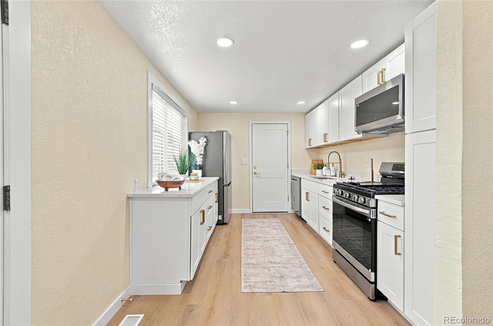 MLS Image #5 for 6861 e 75th place,commerce city, Colorado