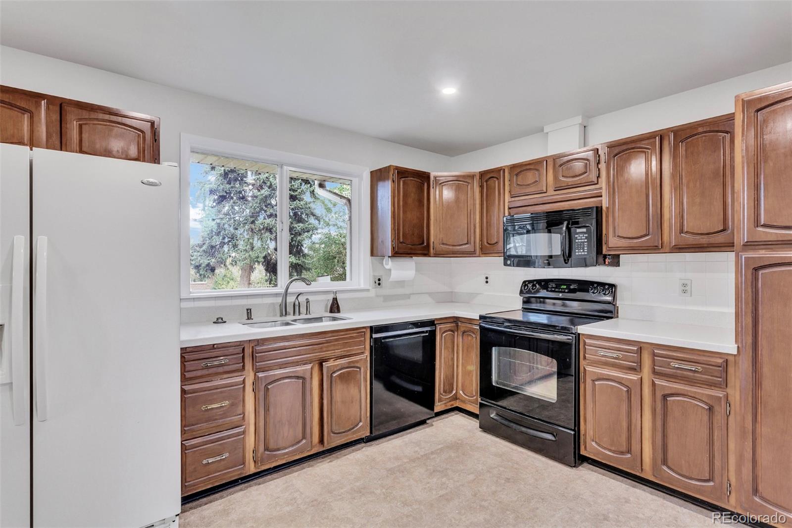 MLS Image #4 for 3391 w aksarben avenue,littleton, Colorado