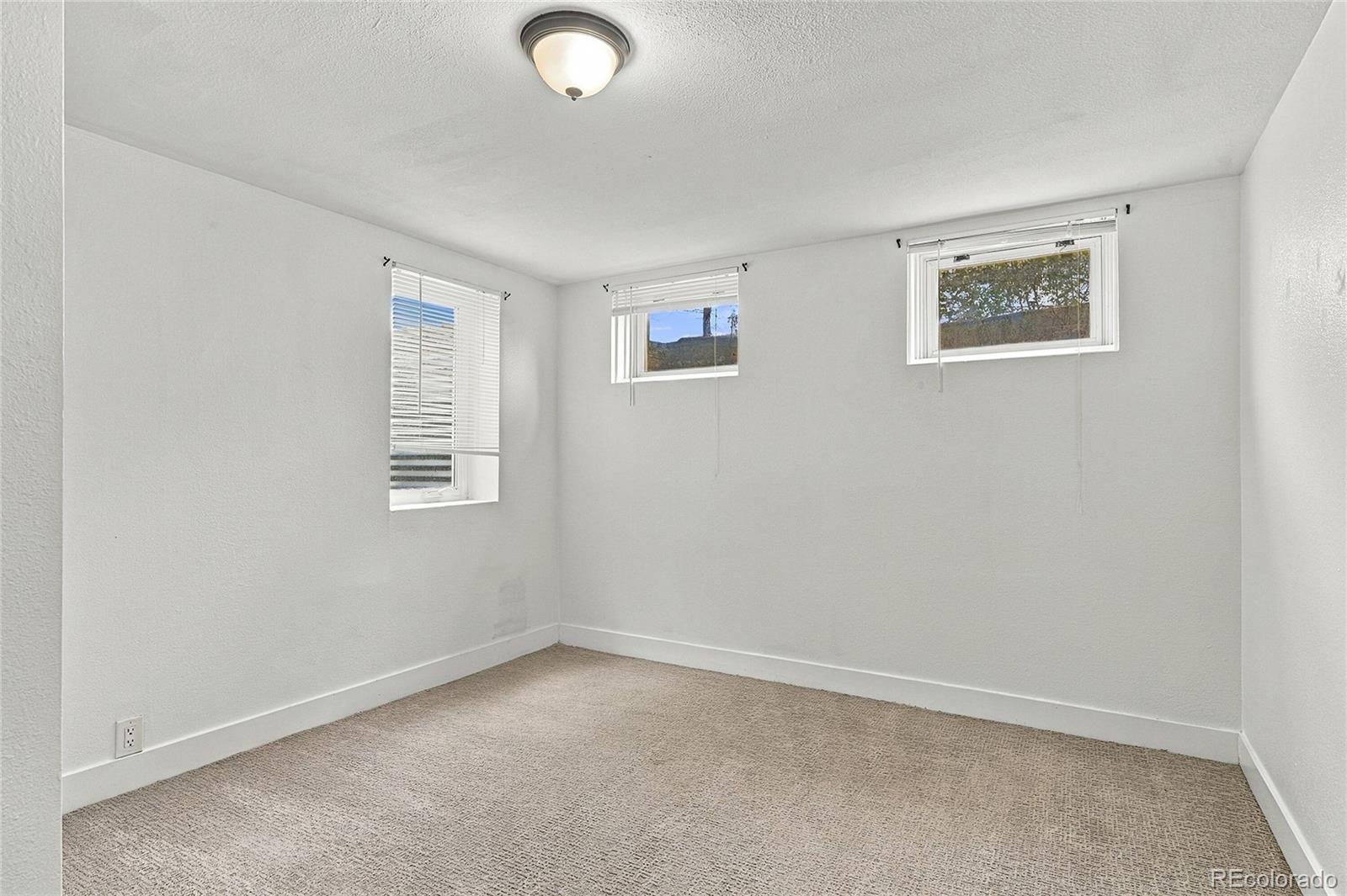 MLS Image #22 for 8750  mcelwain boulevard,denver, Colorado