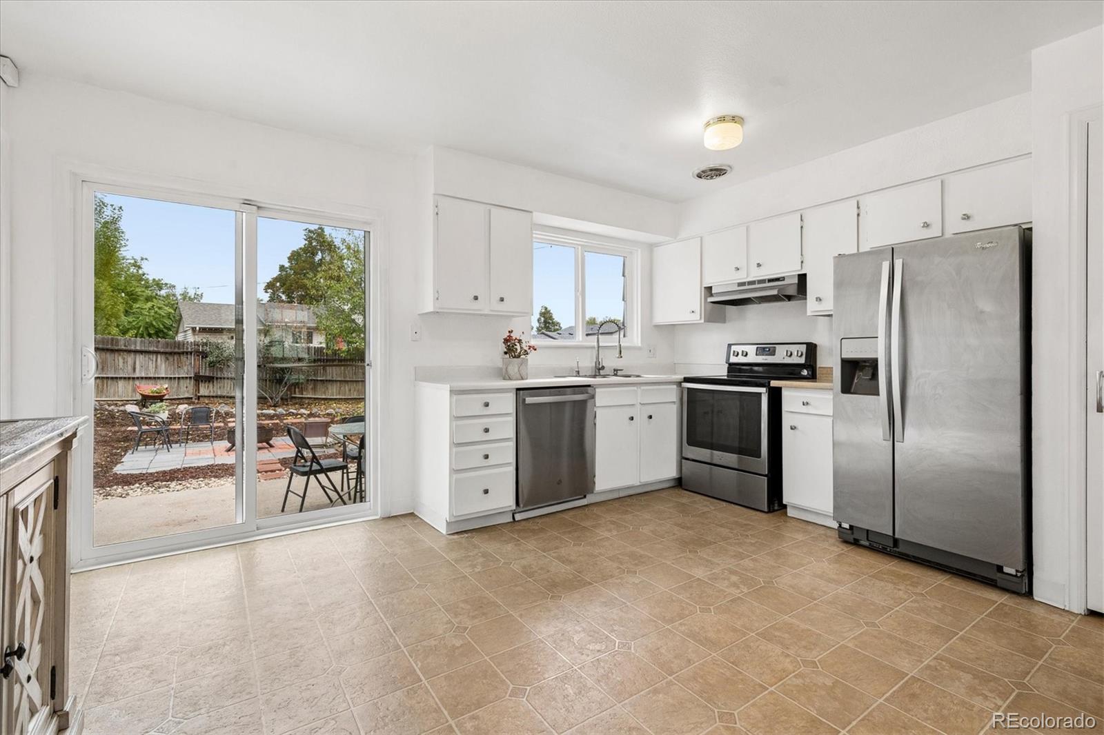 MLS Image #6 for 2591 s naples way,aurora, Colorado