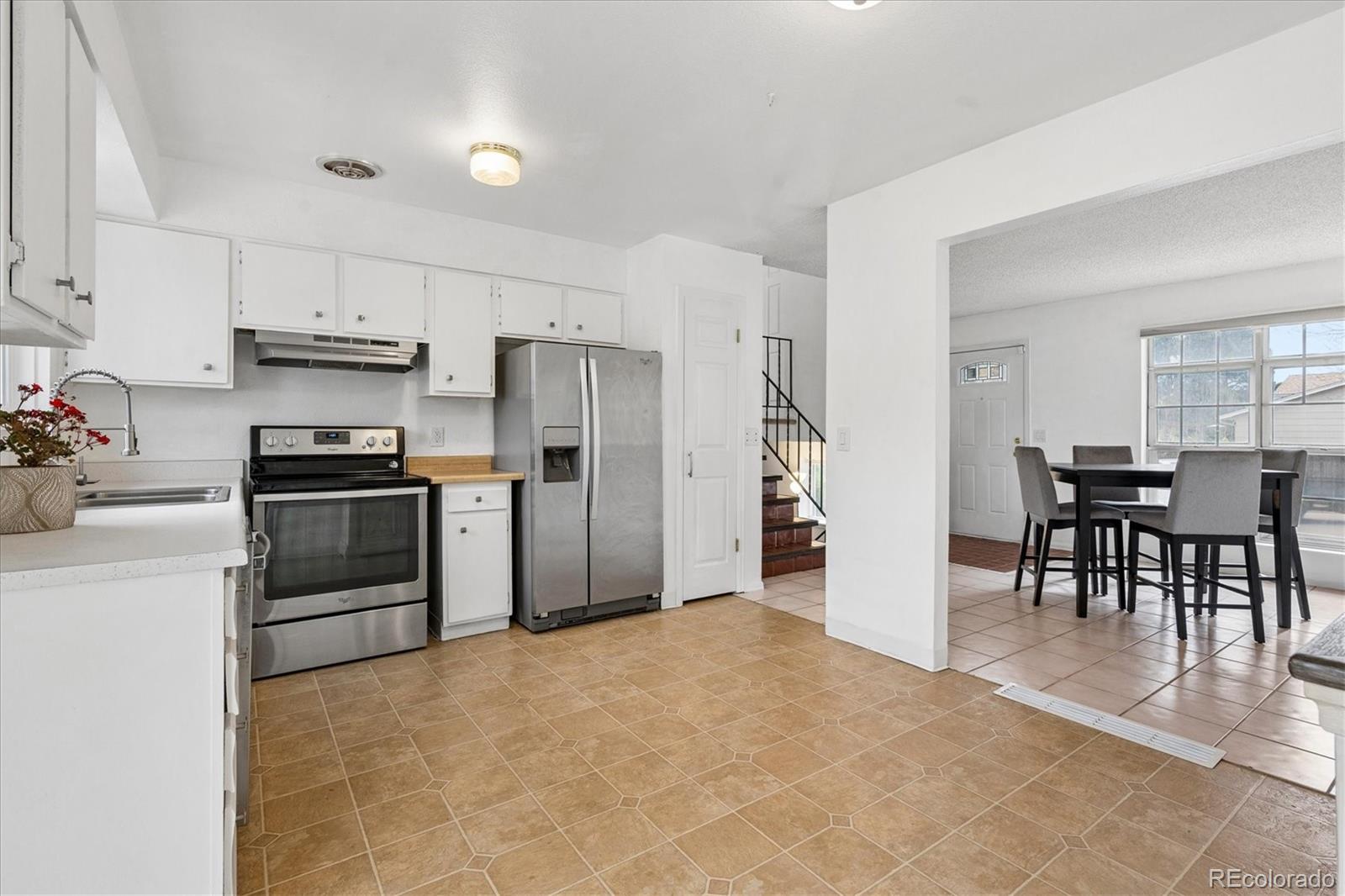 MLS Image #8 for 2591 s naples way,aurora, Colorado
