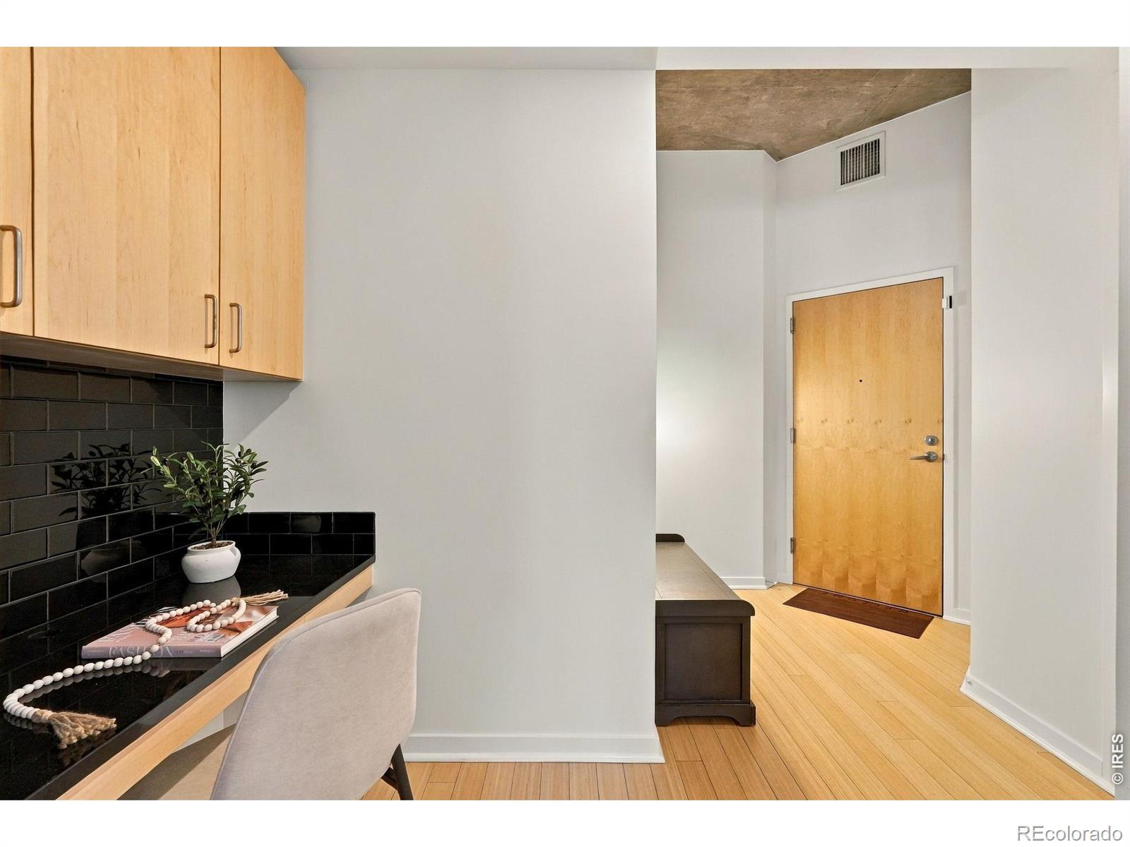 MLS Image #32 for 1700  bassett street 516,denver, Colorado