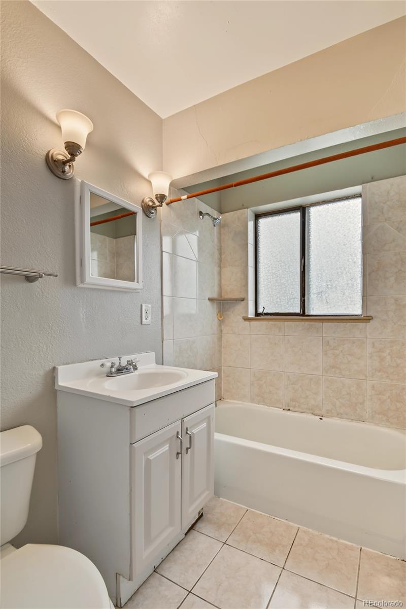 MLS Image #14 for 1672  havana street,aurora, Colorado