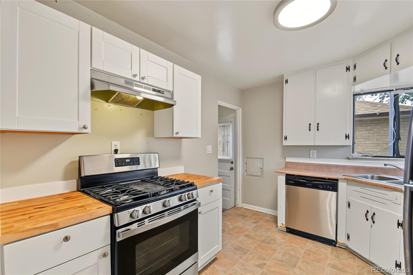 MLS Image #7 for 1672  havana street,aurora, Colorado