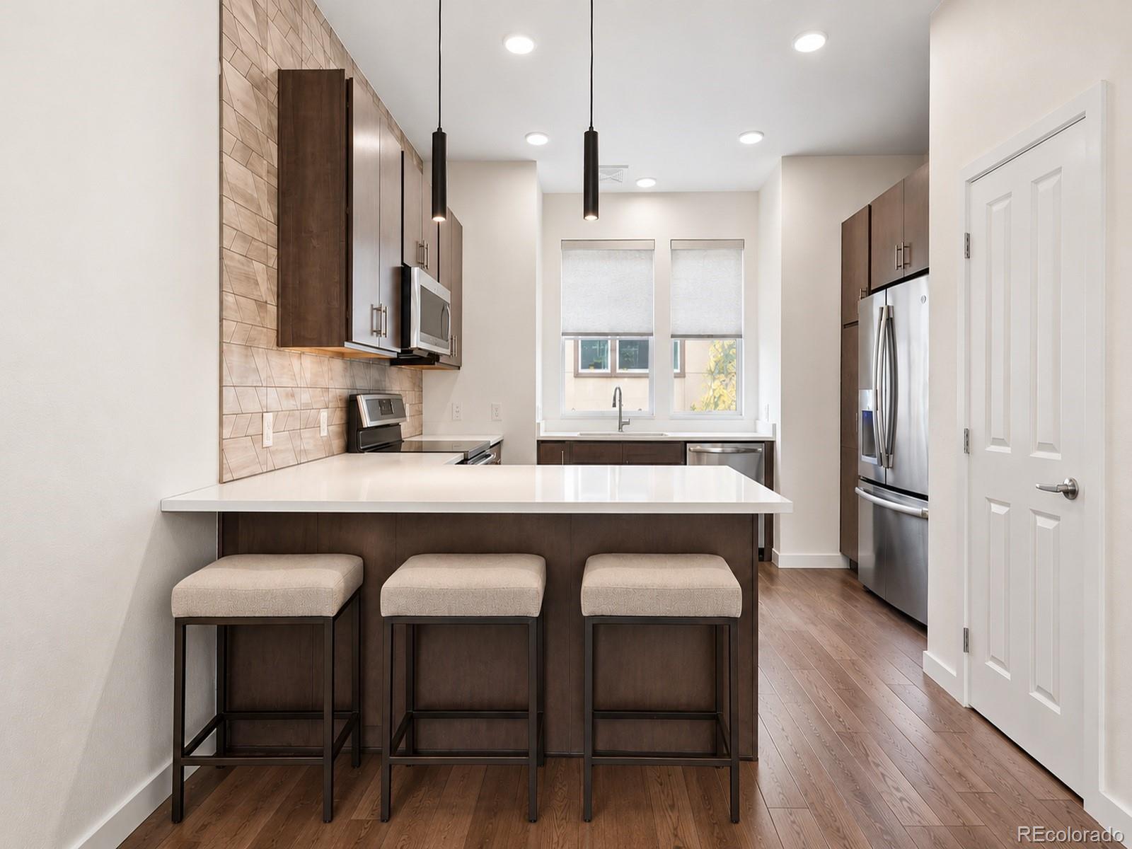 MLS Image #20 for 2200  tremont place,denver, Colorado