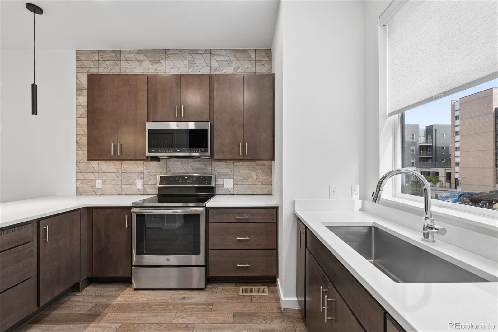 MLS Image #23 for 2200  tremont place,denver, Colorado
