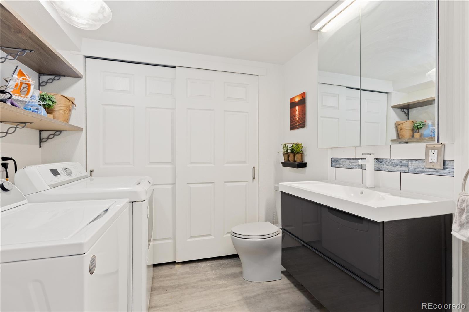 MLS Image #28 for 8266 s logan court,littleton, Colorado